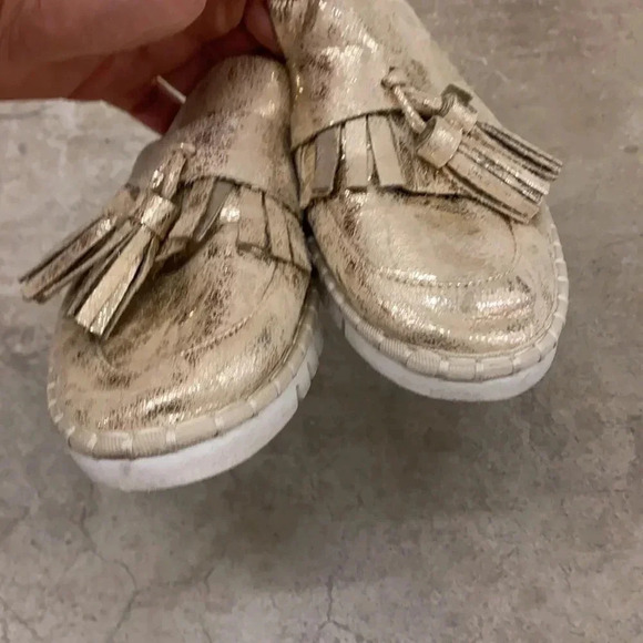 Vanessa Wu slide on metallic shoes - Picture 2 of 8